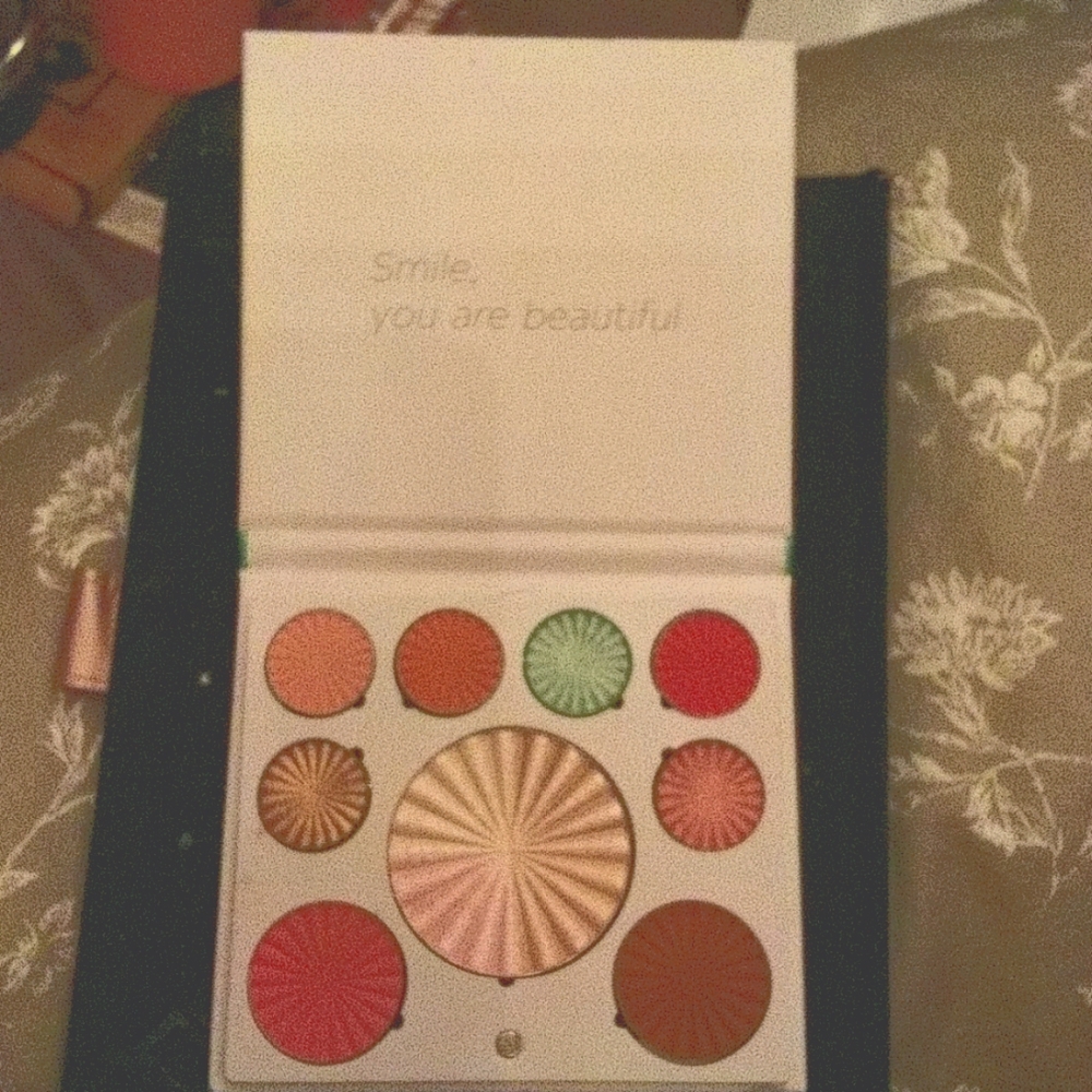 OFRA MINI MIX PALLET